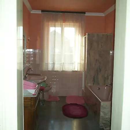 Alloggio in famiglia Grande Individuelle à Lit Double Dans Maison De Maître De 1904 *